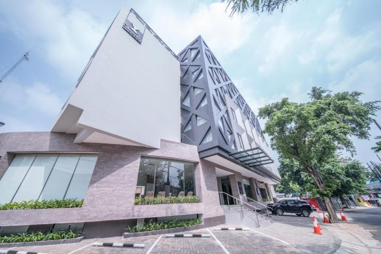 All Nite & Day Kebon Jeruk Giacarta Esterno foto